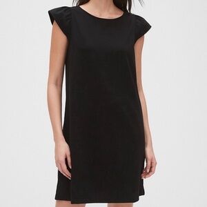 GAP Black Flutter Sleeve Shift Dress in Ponte Size Small Crew Neck‎